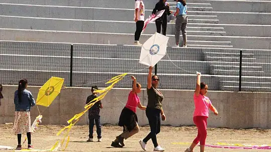 Teknolojiden uzak kutlama