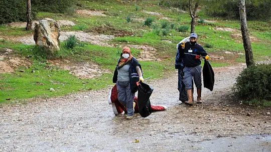 Temizlik Seferberliği Cennet Koyu'nda Devam Etti