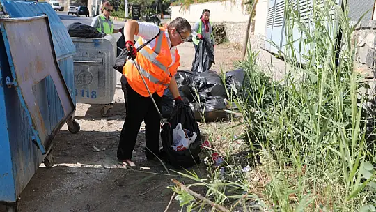 Kapsamlı temizlik çalışmaları devam ediyor