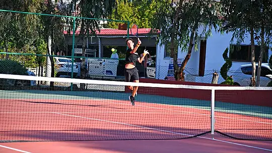 Tenis Turnuvası Fethiye'de yapılıyor
