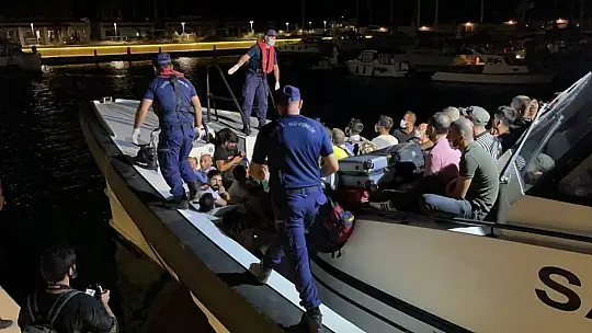 Termik santral çevresindeki yerleşim yerlerinde yaşayanlar kara ve deniz yolu ile tahliye edildi