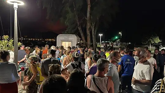 Termik santral çevresindeki yerleşim yerlerinde yaşayanlar kara ve deniz yolu ile tahliye edildi