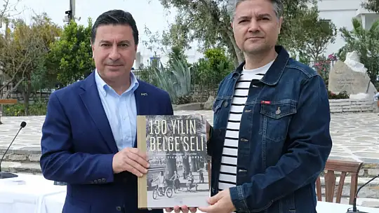 'Merhaba', logosunu arıyor