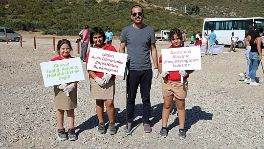 Gerenkuyu Halk Plajı Temizlendi