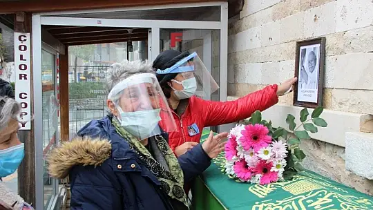 Tiyatro oyuncusu Atilla Pekdemir son yolculuğuna uğurlandı