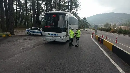Toplu taşıma araçlarına trafik denetimi yapıldı