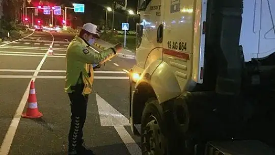 Trafik ekiplerinin denetimleri sürüyor