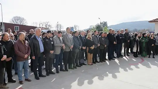 TRAFİK KAZASINDA ÖLEN OKUL MÜDÜRÜ İÇİN TÖREN DÜZENLENDİ