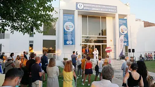 Trafik kazasında yaşamını yitiren Murat Balkan anısına sergi düzenlendi