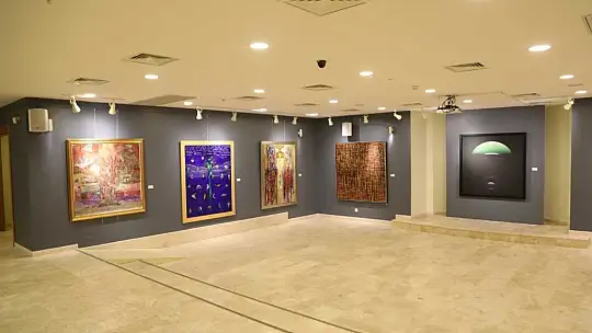 Trafik kazasında yaşamını yitiren Murat Balkan anısına sergi düzenlendi