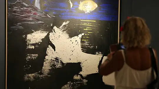 Trafik kazasında yaşamını yitiren Murat Balkan anısına sergi düzenlendi