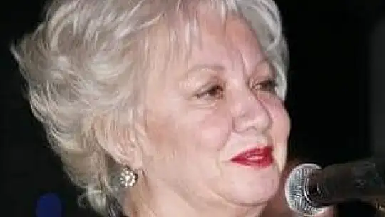 TRT'nin ilk spikeri Aytaç Kardüz Bodrum'da vefat etti