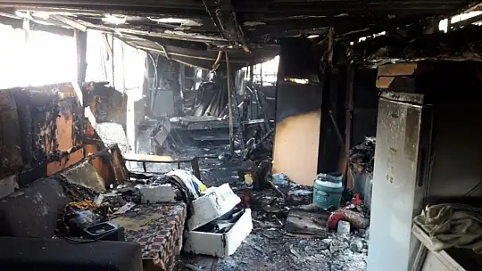 Tüpü çakmakla kontrol ederken evini yaktı küle dönen evde tek yanmayan ise Kur'an-ı Kerim oldu