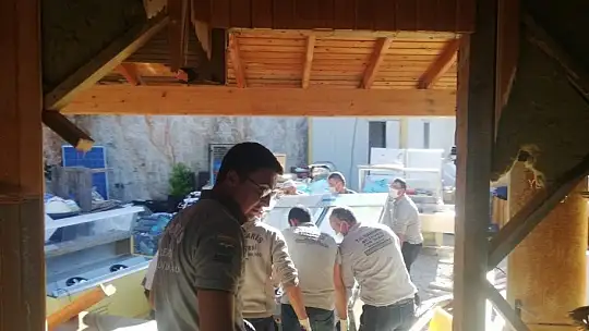 Turistik mahallelerde yıkımlar devam ediyor