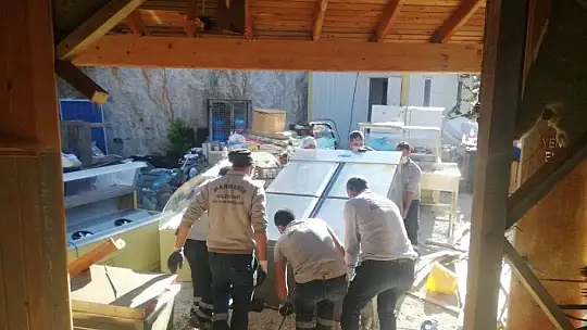 Turistik mahallelerde yıkımlar devam ediyor