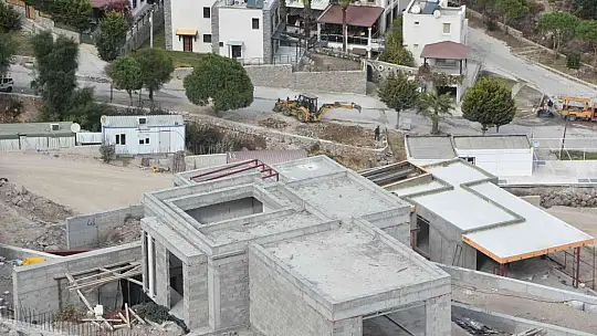 TURİZM SEZONU BİTTİ İNŞAAT SEZONU BAŞLADI