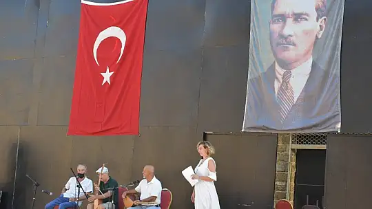 Turizm ve sağlıkçılara mezuniyet töreni