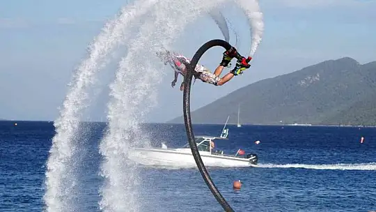 Türkiye Sujeti ve Flyboard Şampiyonası Bodrum'dan başladı