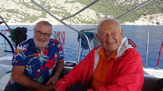 Ünlü Tiyatro sanatçısı Levent Çelmen ve Orkestra Şefi Turgay Noyan'ın Yelken sevdası