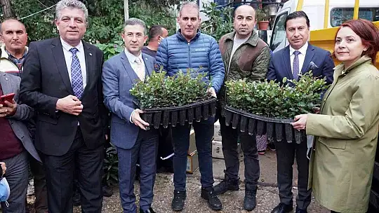 Üreticilere 20 bin adet keçiboynuzu fidanı dağıtıldı