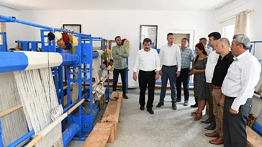 Vali Tavlı, Milas'taki kırsal mahallelerde vatandaşlarla buluştu