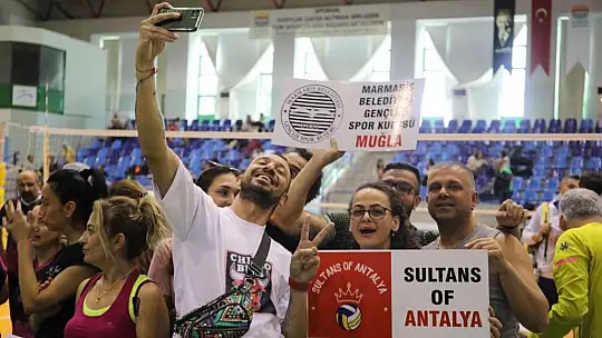 Veteran voleybolcular Marmaris'te