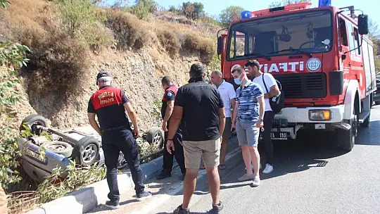 Virajı alamayıp şarampole devrildi