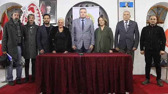 GAZETECİLER DERNEĞİ'NDE CEM KAYTAN YENİDEN BAŞKAN SEÇİLDİ