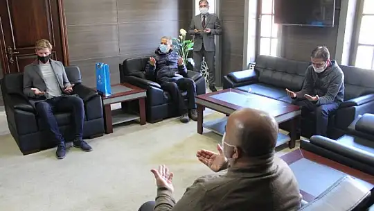 İngiliz Genç, Fethiye Müftülüğü'nde müslüman oldu