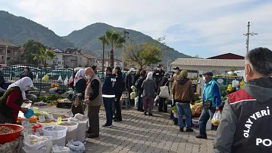 Fethiye Emniyeti'nden korona denetlemesi