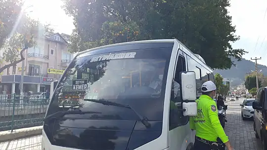 Fethiye Emniyeti'nden korona denetlemesi
