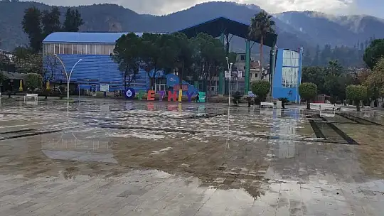 56 saatlik kısıtlamada denize bile girdiler