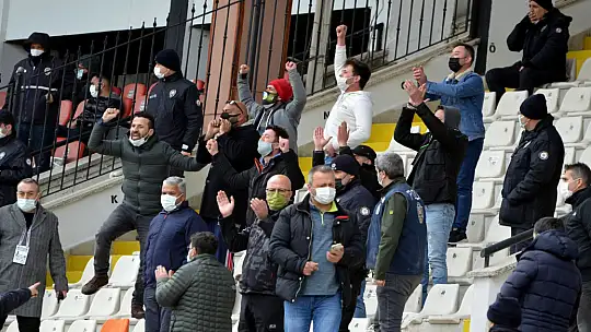 Fethiyespor 3 puanı uzatmada kaçırdı 1-1