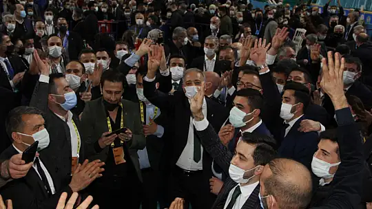 AK Parti İl Kongresi'ne Kadem Mete listesi ile gidiliyor