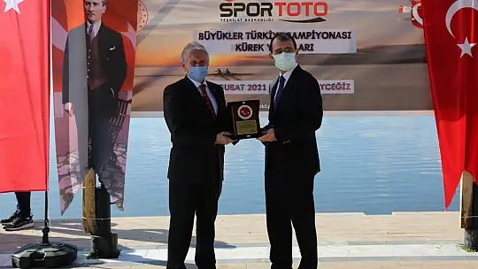 Büyükler Türkiye Şampiyonası Kürek Yarışları Köyceğiz'de yapıldı