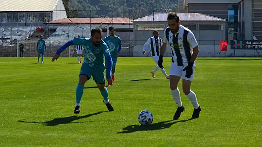 Fethiyespor yeniden liderliğe yükseldi 3-1