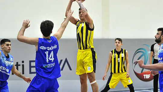 Genç basketbolcularımız Bolu'da