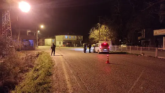 Seydikemer'de kısıtlamada denetimler aralıksız sürdü