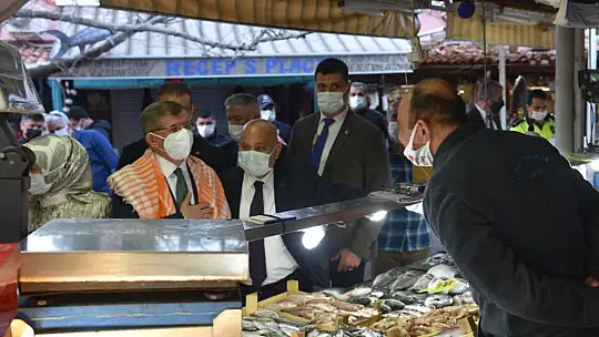 Davutoğlu, STK'ların sorunlarını dinledi