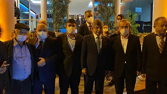 Davutoğlu, STK'ların sorunlarını dinledi