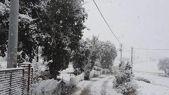 Her yer beyaza büründü 