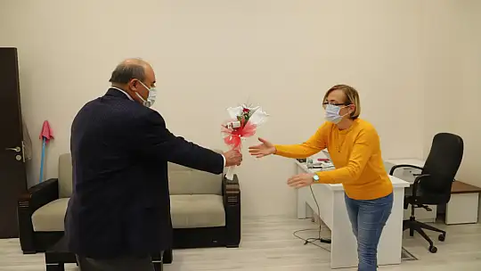 'Hayatımıza anlam katan kadınları unutmadık'