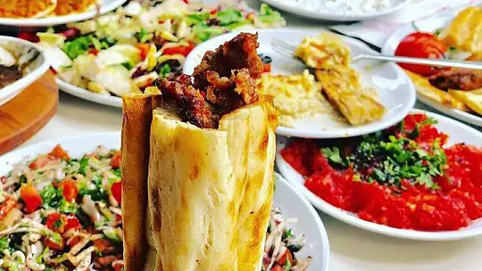 Adana'nın lezzetleri orijinal haliyle Fethiye'de