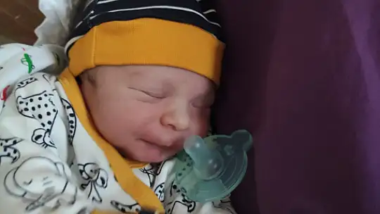 Kansız ailesinin 3. Bebek sevinci