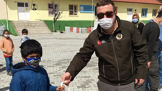 Aramotik bitkilerden lavanta fidanı dağıtımı gerçekleştirildi