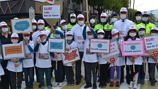 Fethiye'de kırmızı çizgi uygulamasına başlandı