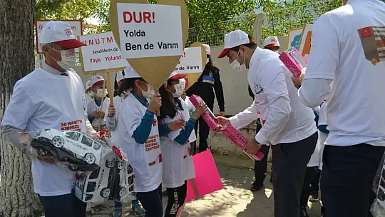 Fethiye'de kırmızı çizgi uygulamasına başlandı