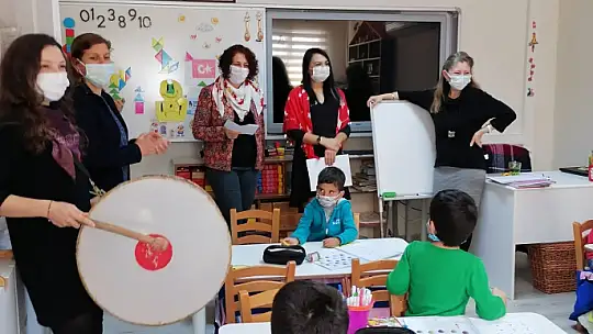 Gazi Anaokulu'nun minik öğrencileri bu kez farkındalık etkinliğinde