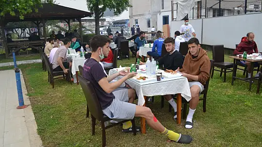 Kütahyaspor maçı öncesi moral pikniği