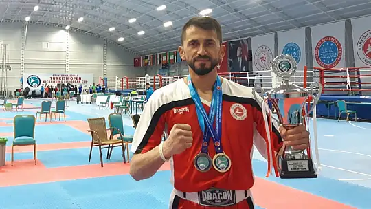 Genç, Başarıların mutluluğunu yaşıyorum